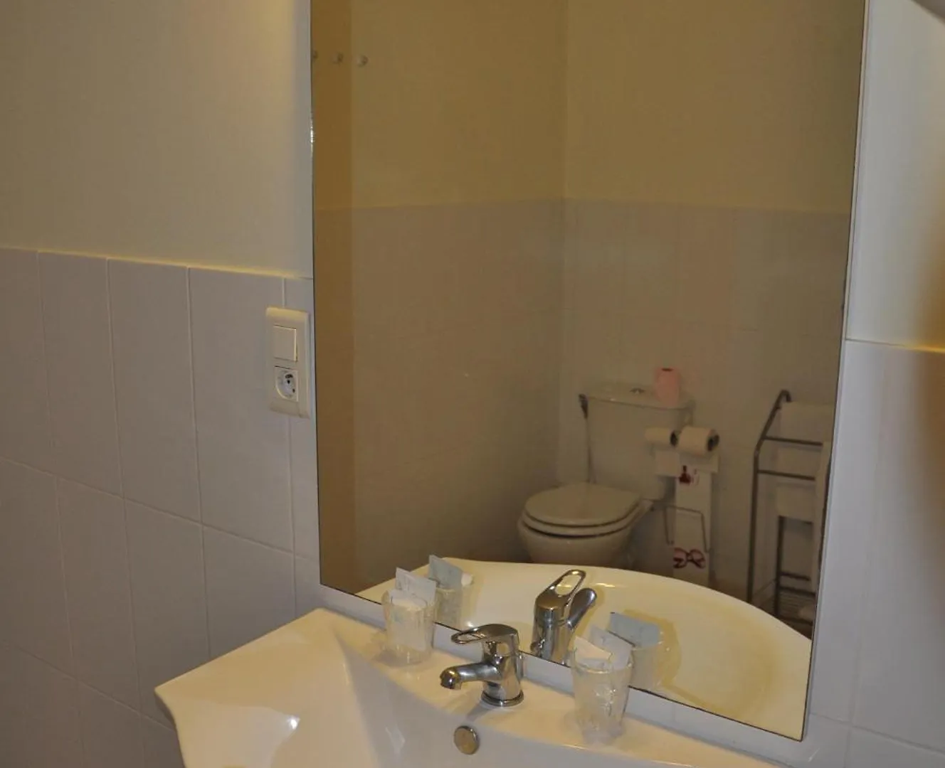 Apartmanhotel Appart'Hotel De France La Tour-du-Pin Franciaország